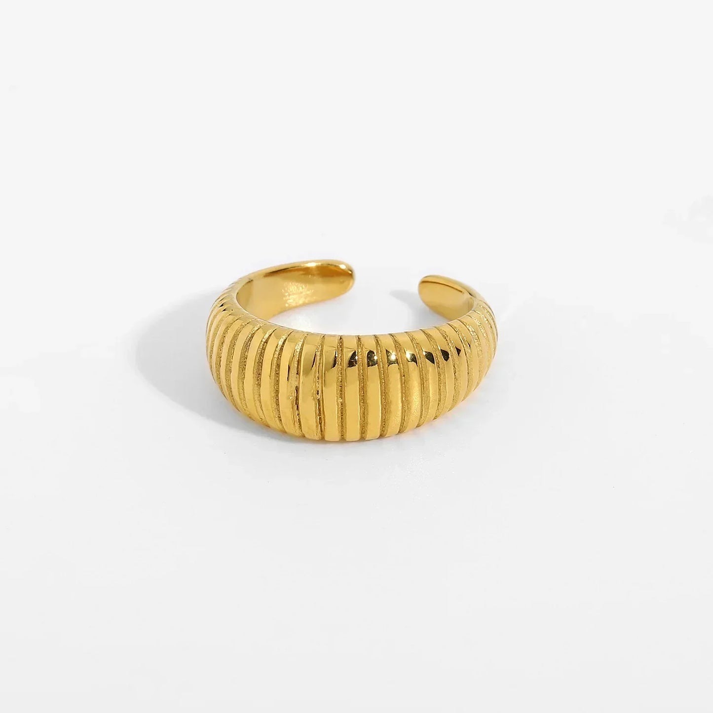 Van Daisy 18K Gold Plated Croissant Chunky Ring